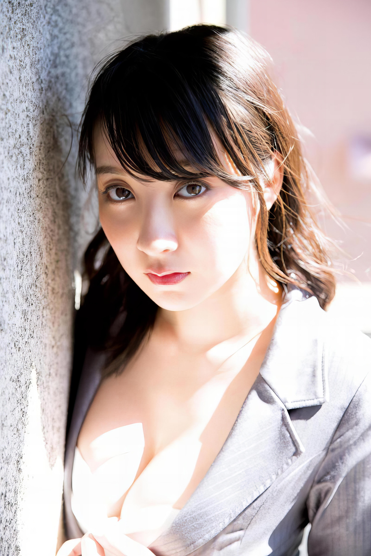 Shiori Konno 紺野栞, タレント写真集 「栞と一緒」 Set.01