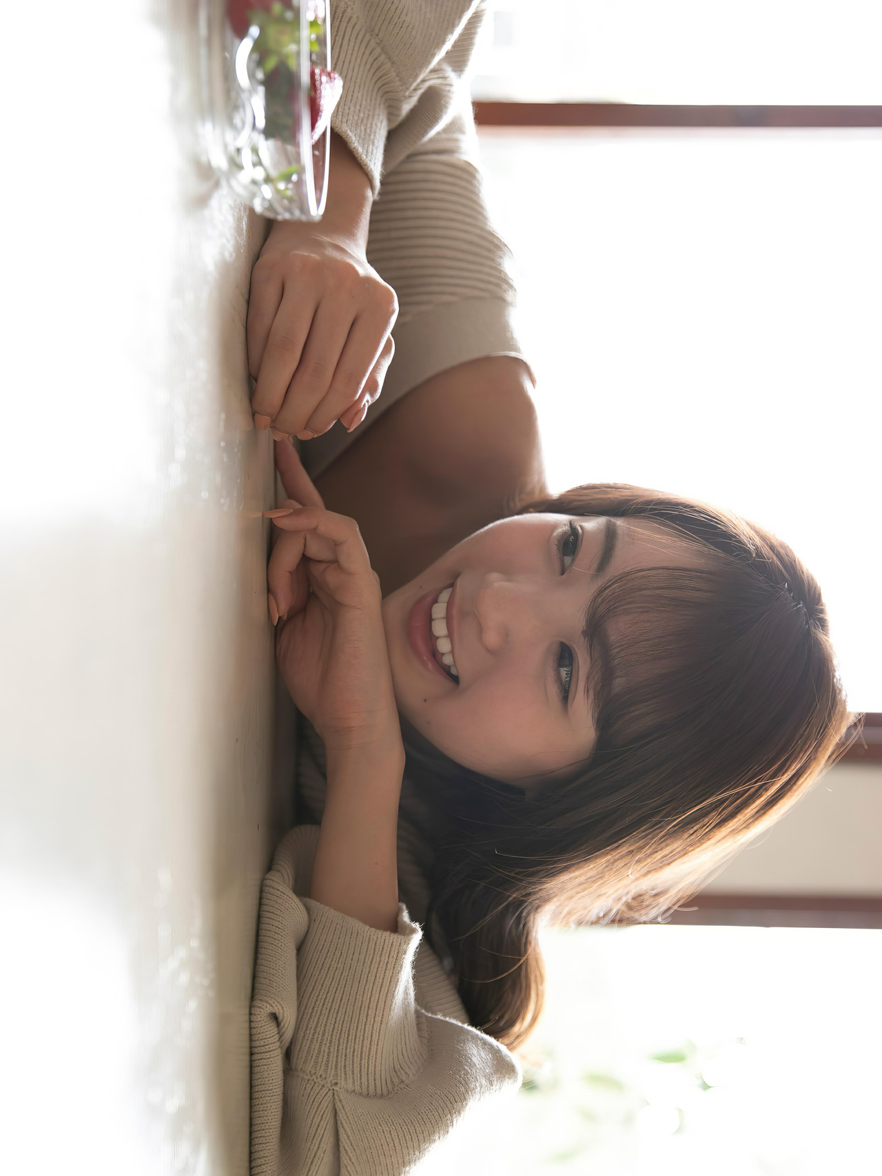 Yuumi Shida 志田友美, FLASHデジタル写真集 [アイドルの魂は美脚に宿る] Set.03