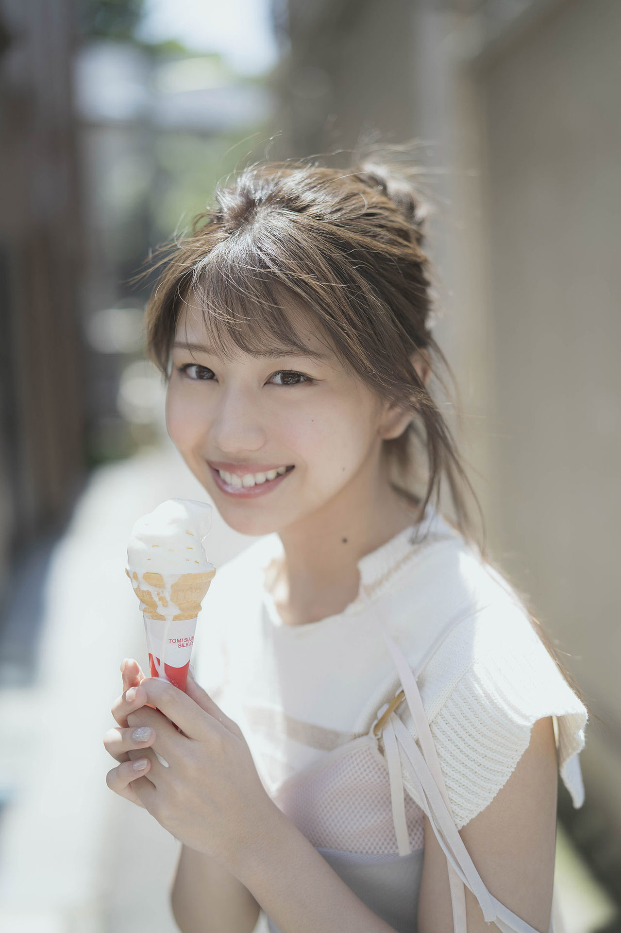 Mayumi Shiraishi 白石まゆみ, ヤンマガデジタル写真集 [グラから見るか？エモから見るか？] Set.01