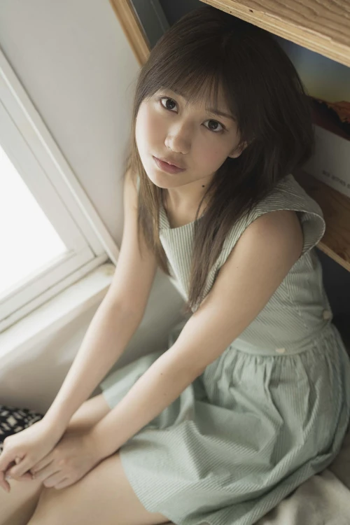 Read more about the article Mayumi Shiraishi 白石まゆみ, ヤンマガデジタル写真集 [グラから見るか？エモから見るか？] Set.02