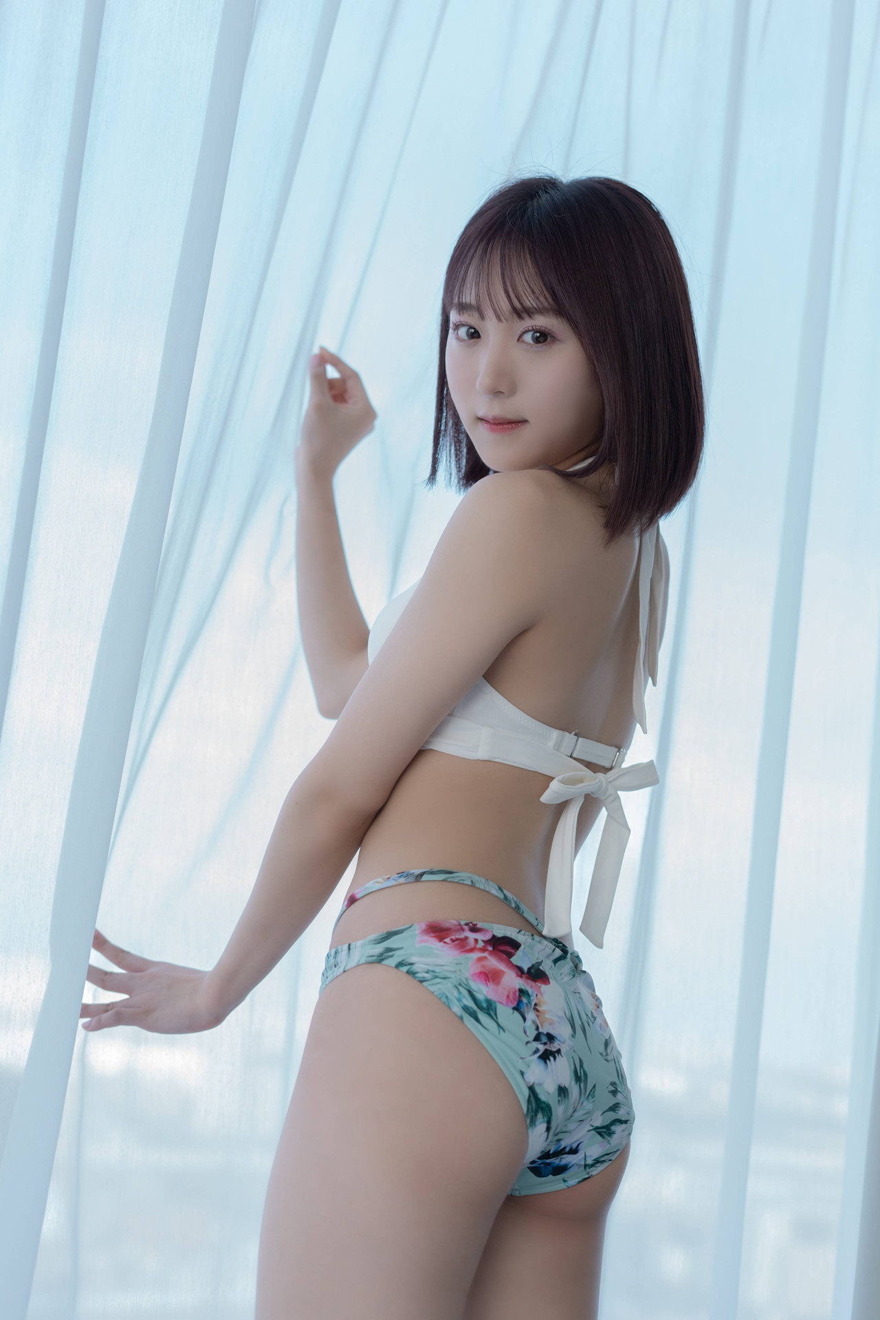 Nagisa Sakaguchi 坂口渚沙, 写真集 48Times Premium Album Set.02