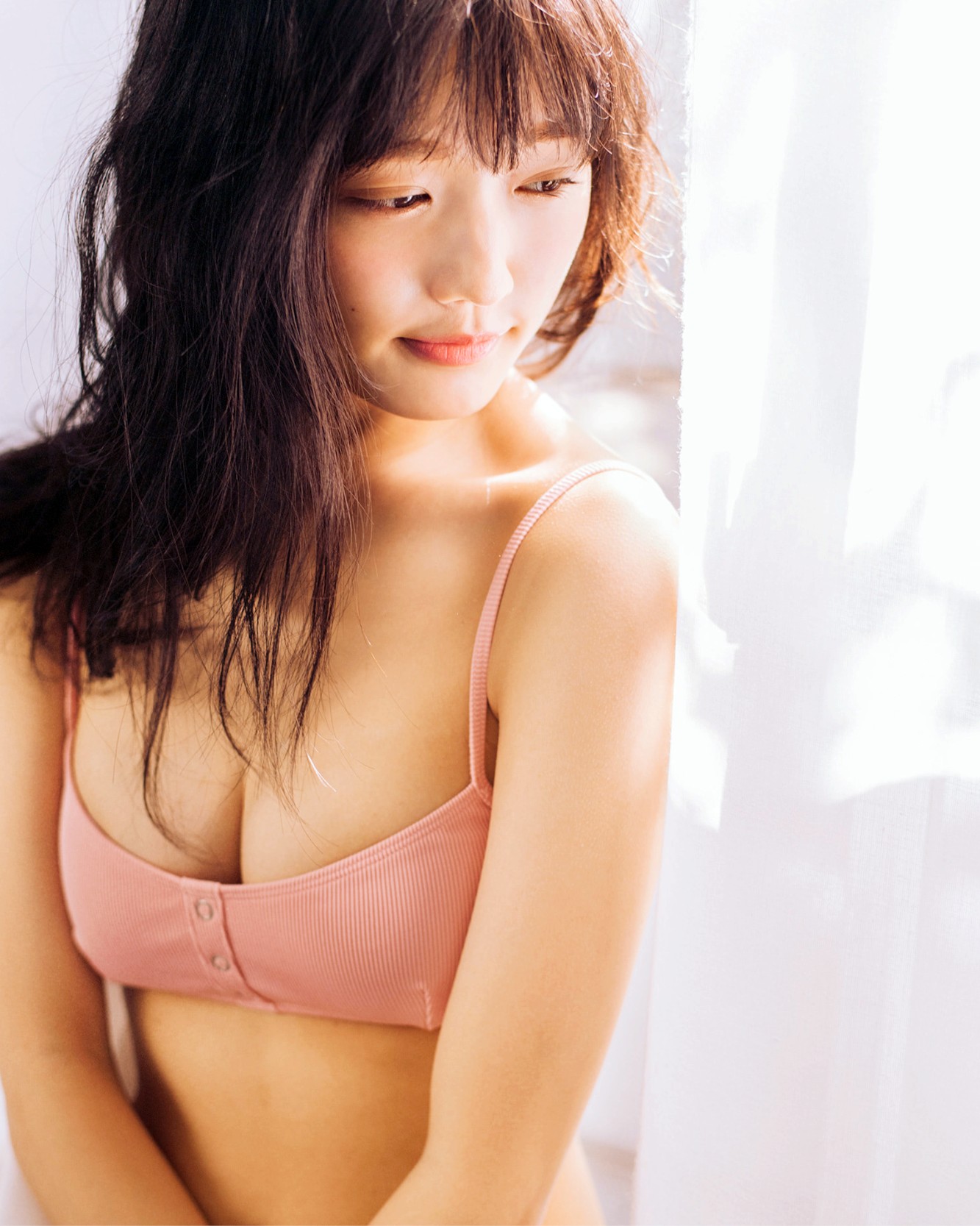 Sakura Ando 安藤咲桜, FLASHデジタル写真集 『私を咲かせて』