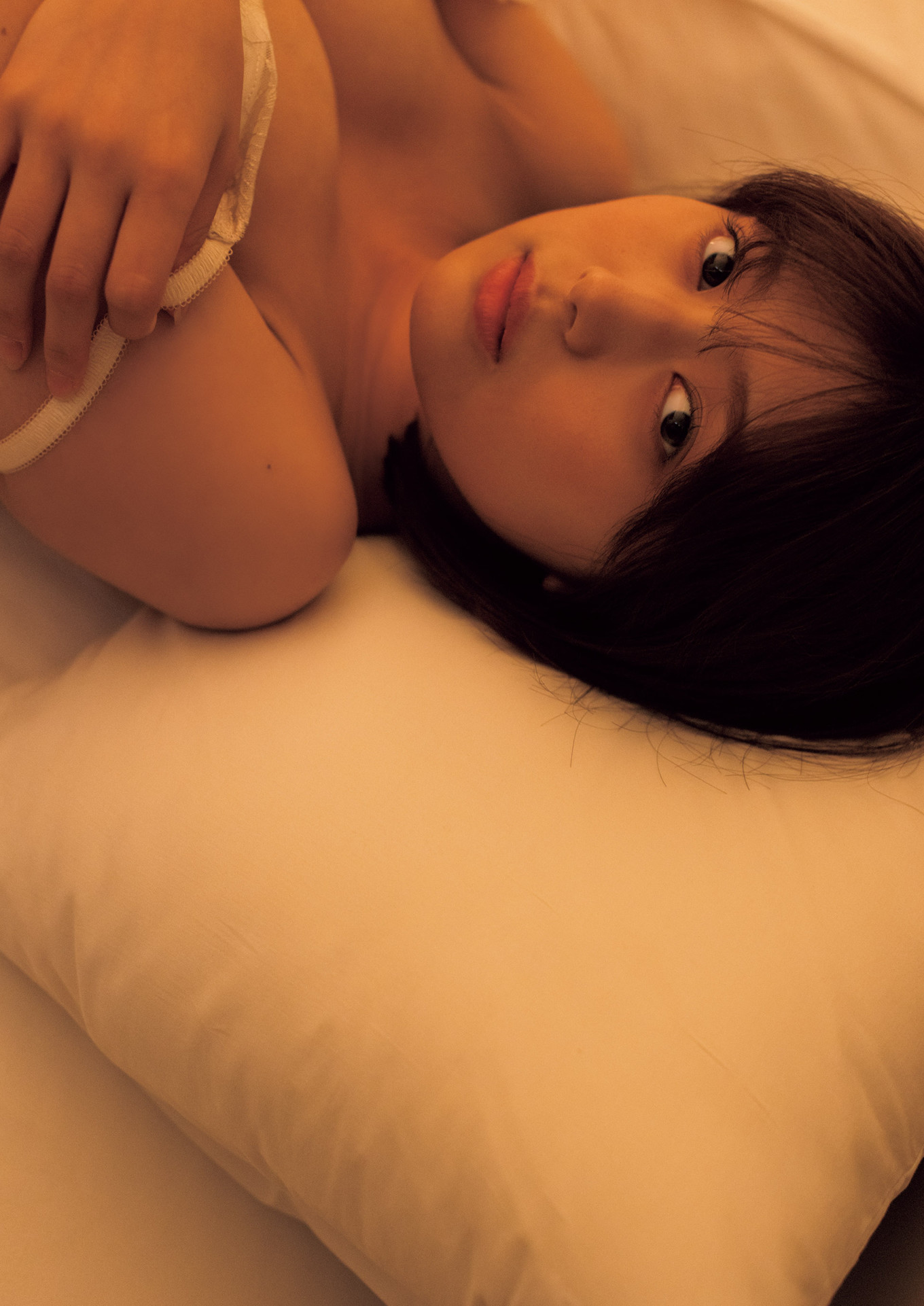 Ruka Kitano 北野瑠華, 1st写真集 「触れて、みる？」 Set.03