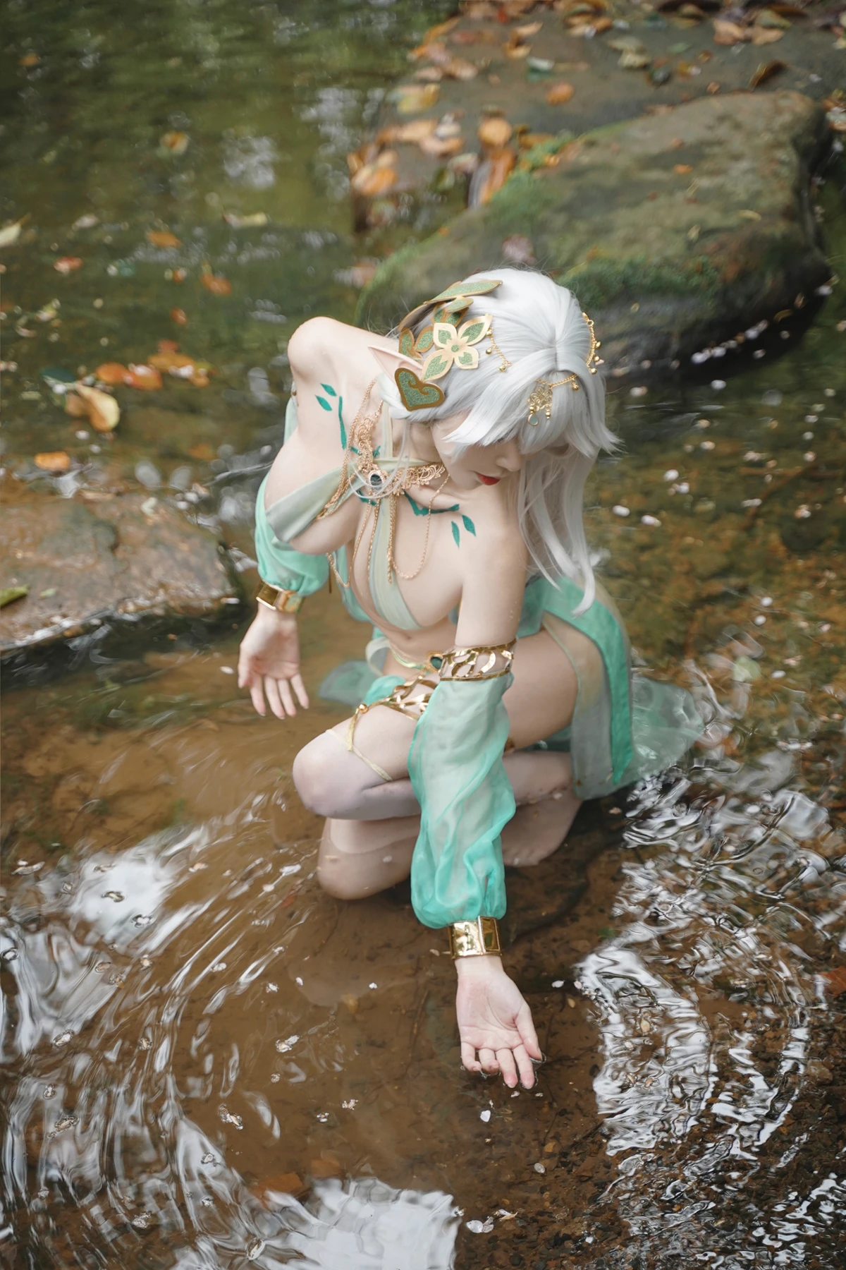 Cosplay 爱老师 PhD – 大慈树王